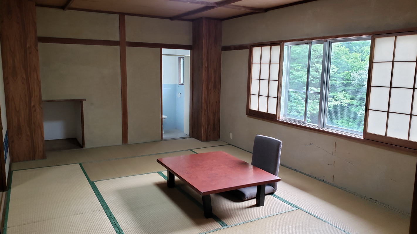 4階の川側